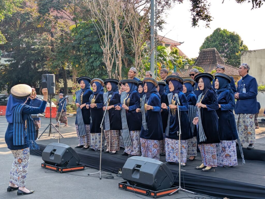 Gambar saat ini tidak memiliki teks alternatif (alt). Nama berkas: PXL_20260923_010558599.MP_.jpg-scaled.jpeg
