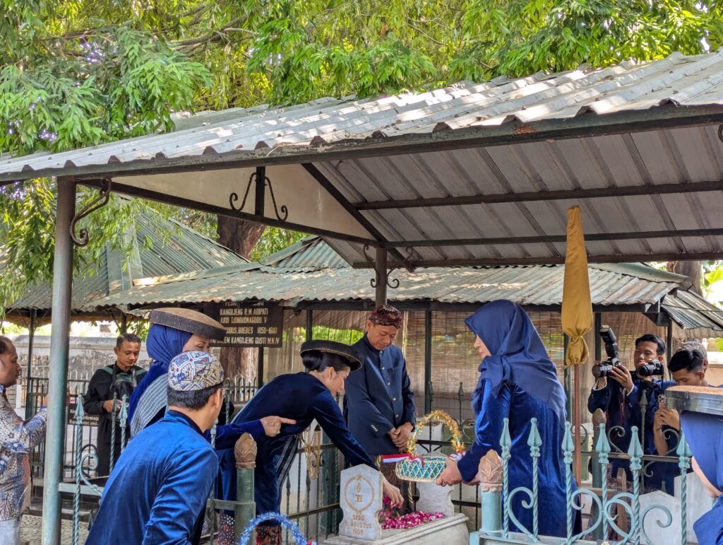 Gambar saat ini tidak memiliki teks alternatif (alt). Nama berkas: PXL_20260923_020253491.jpg-scaled.jpeg